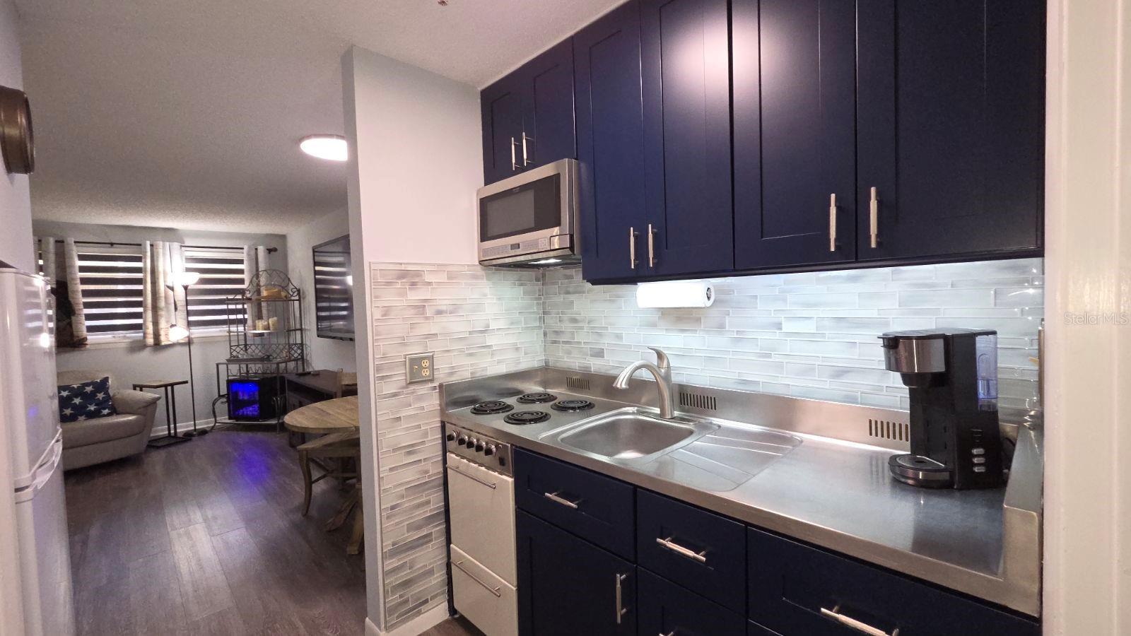 OUTDOOR RESORTS RIVER RANCH INN & COTTAGES PH 01 - Residential