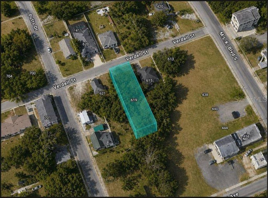 Photo of 619 Verdell St, Daytona Beach, FL 32114 (MLS # TB8521184)