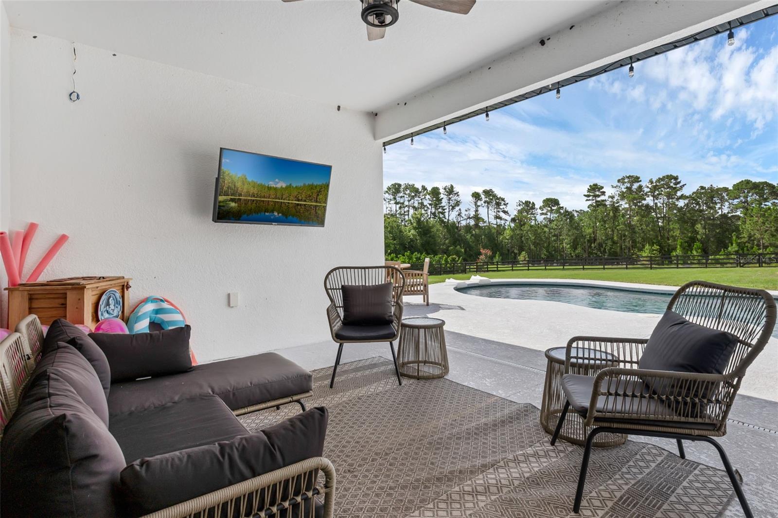 BEAUCLAIR RANCH CLUB SUB - Residential