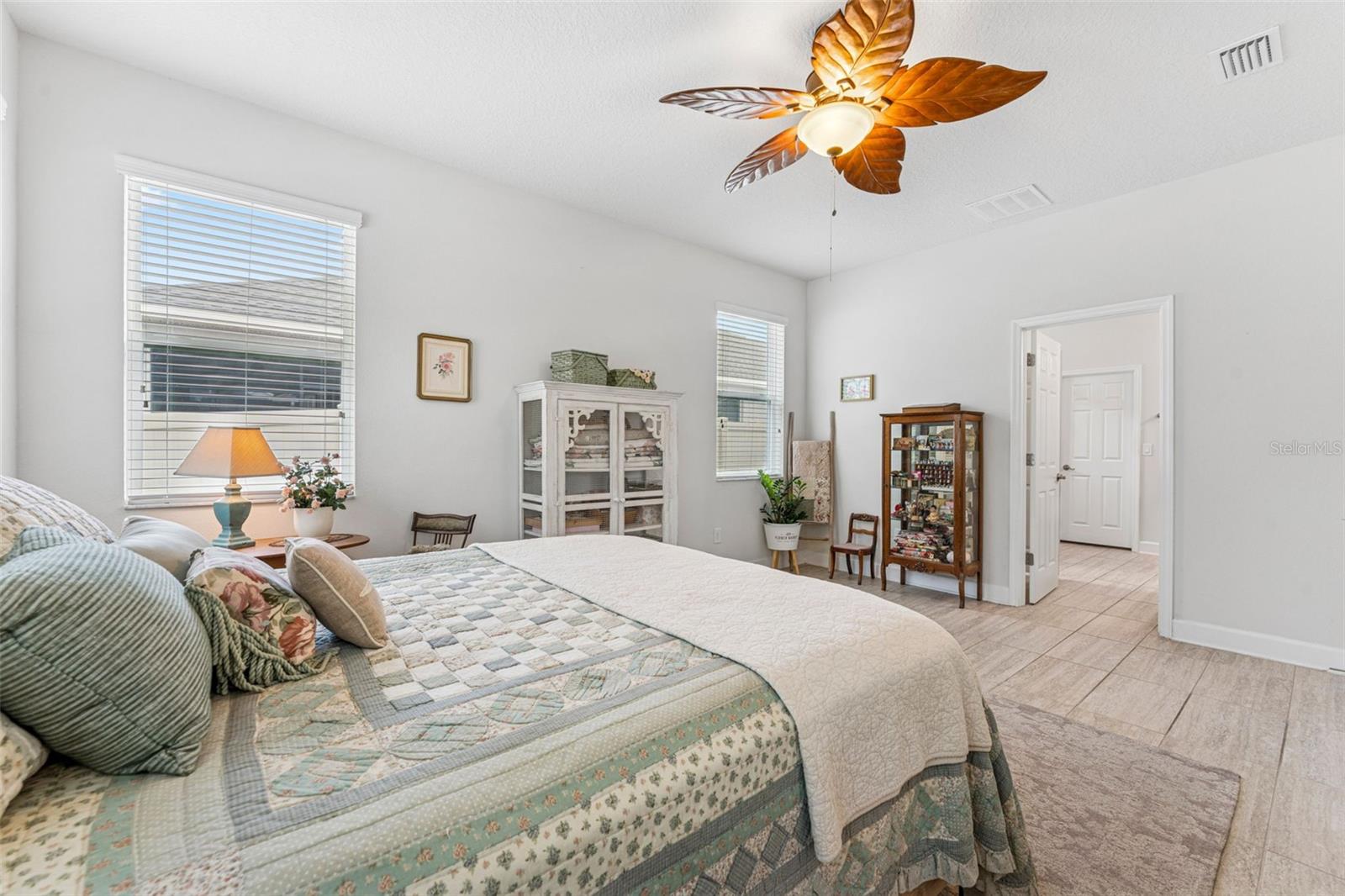 TARPON KEY - Residential