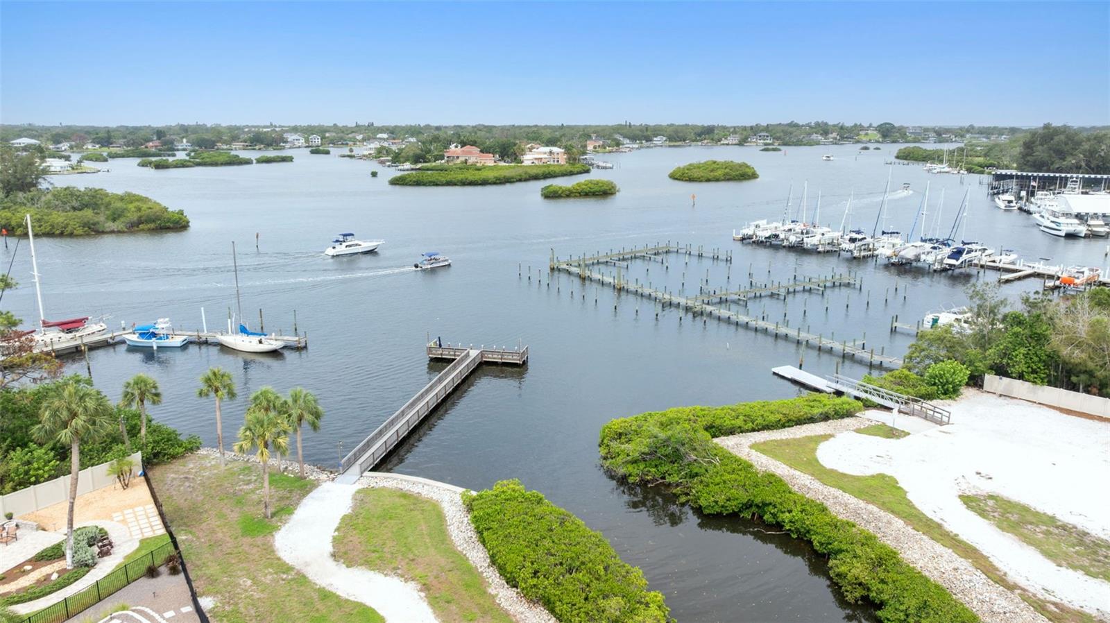 TARPON KEY - Residential
