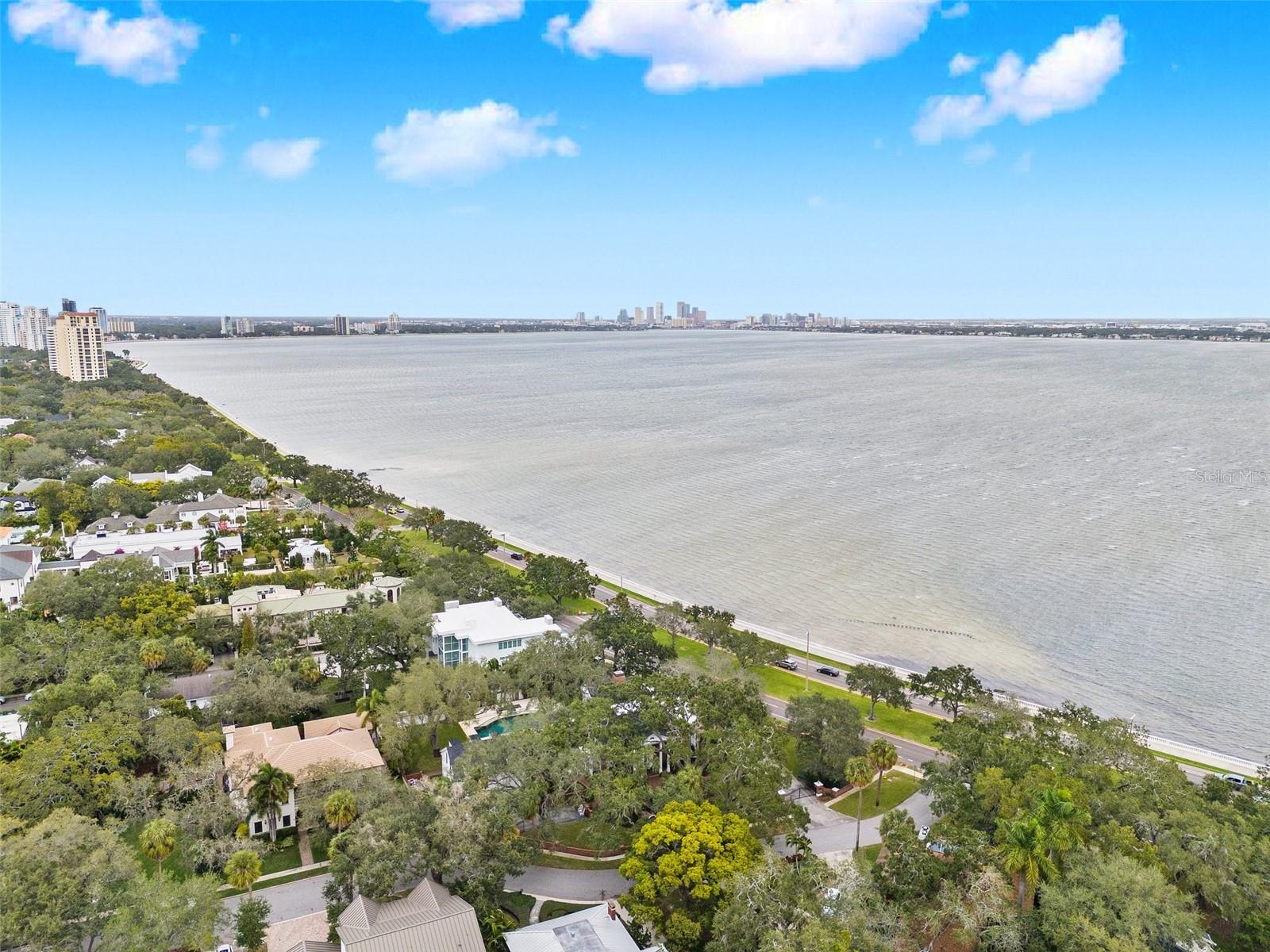 BAYSHORE PALMS - Residential