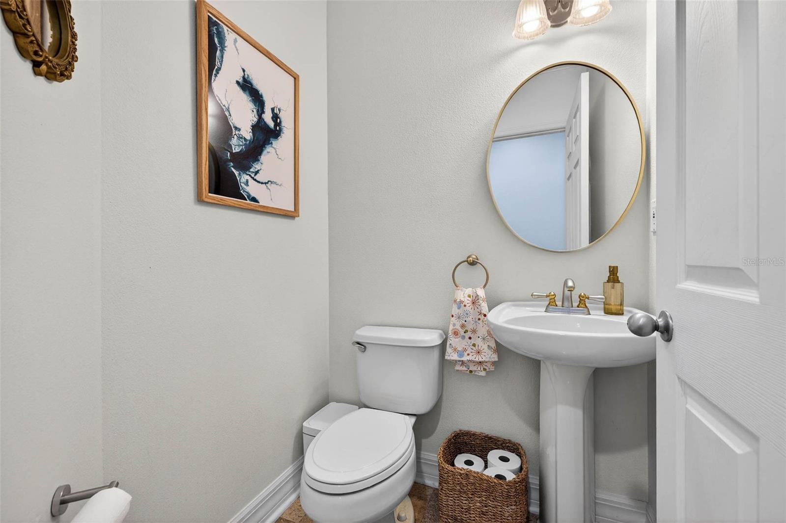 BAYSHORE PALMS - Residential