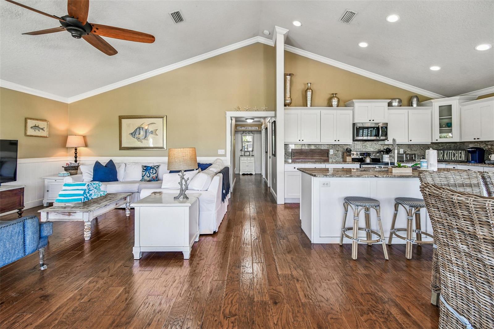 SHORE ACRES FOURTH ADD - Residential