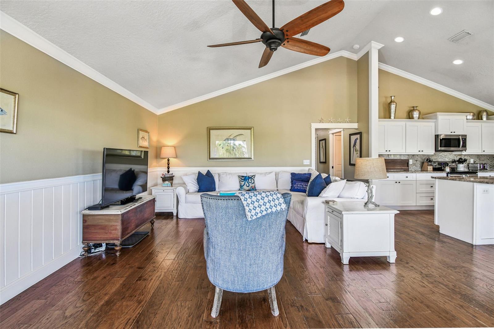 SHORE ACRES FOURTH ADD - Residential