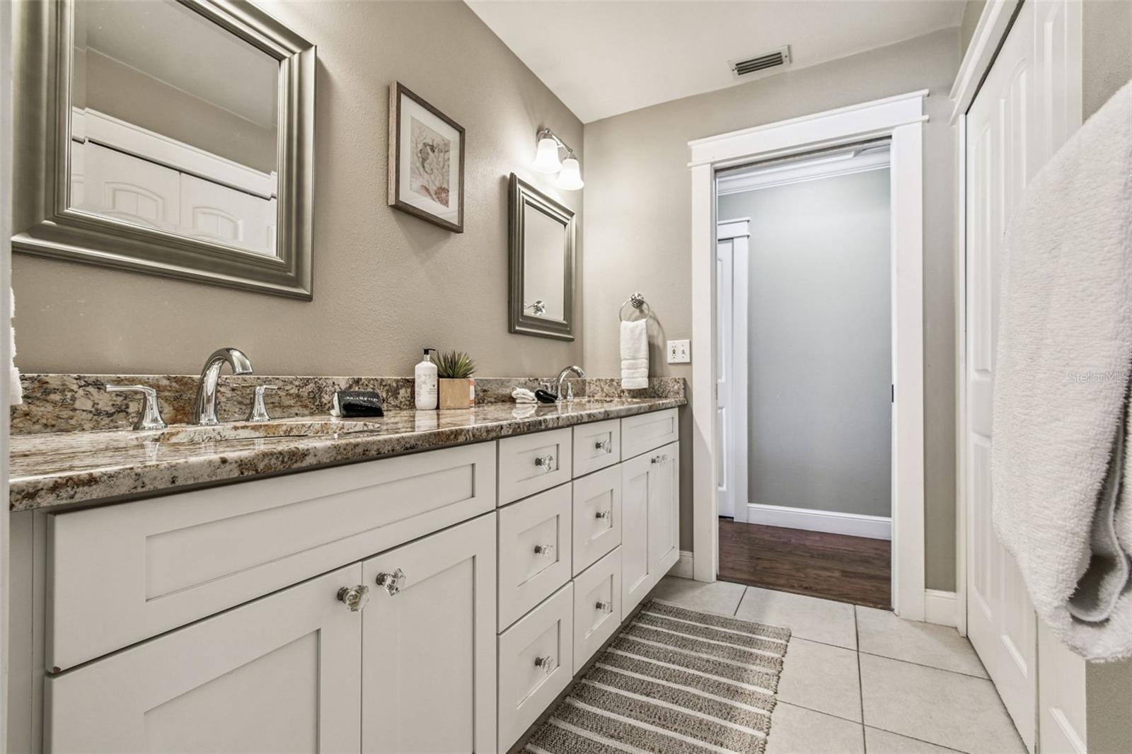 SHORE ACRES FOURTH ADD - Residential