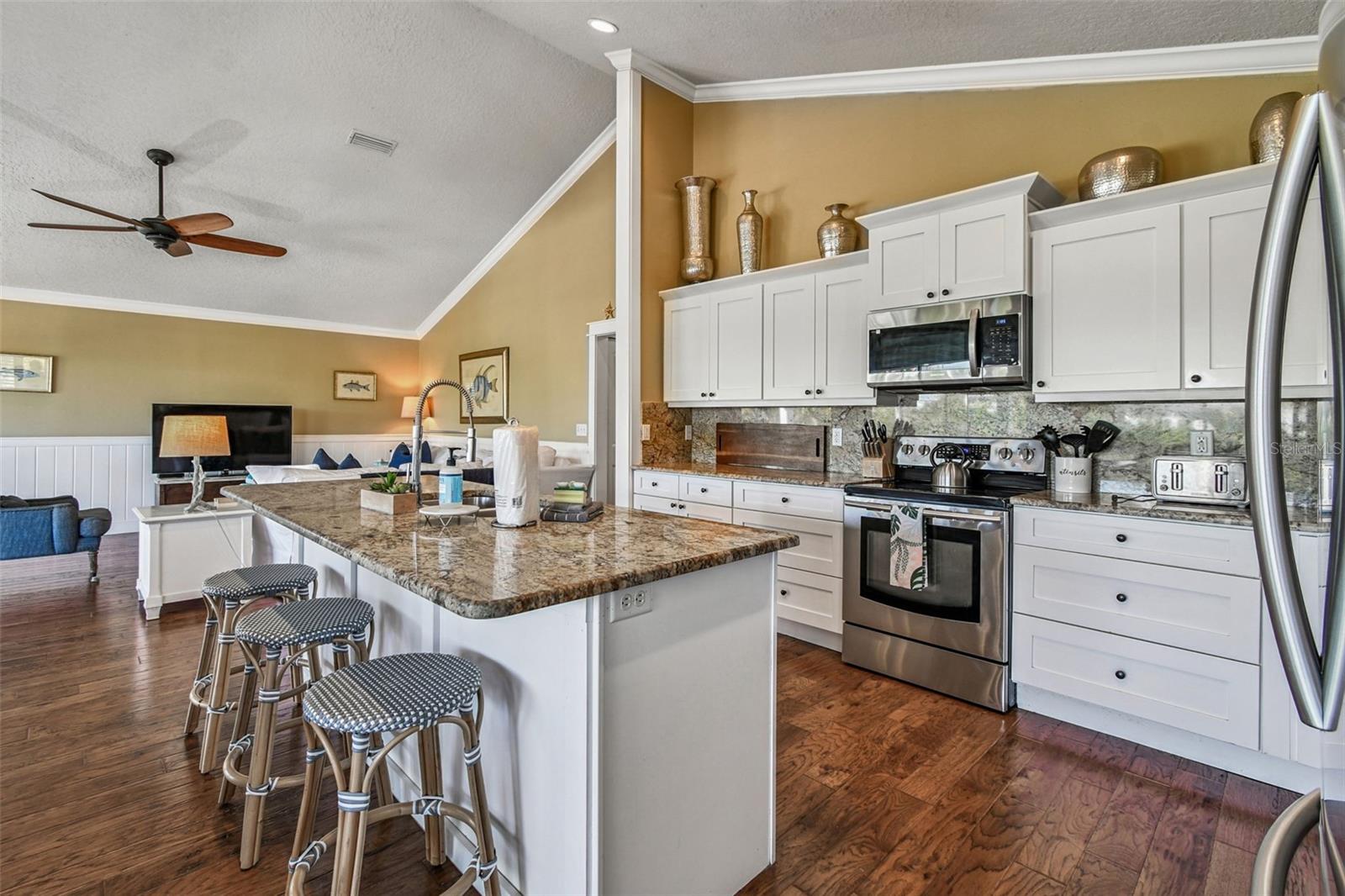 SHORE ACRES FOURTH ADD - Residential