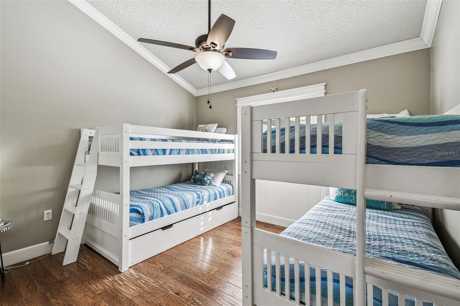 SHORE ACRES FOURTH ADD - Residential