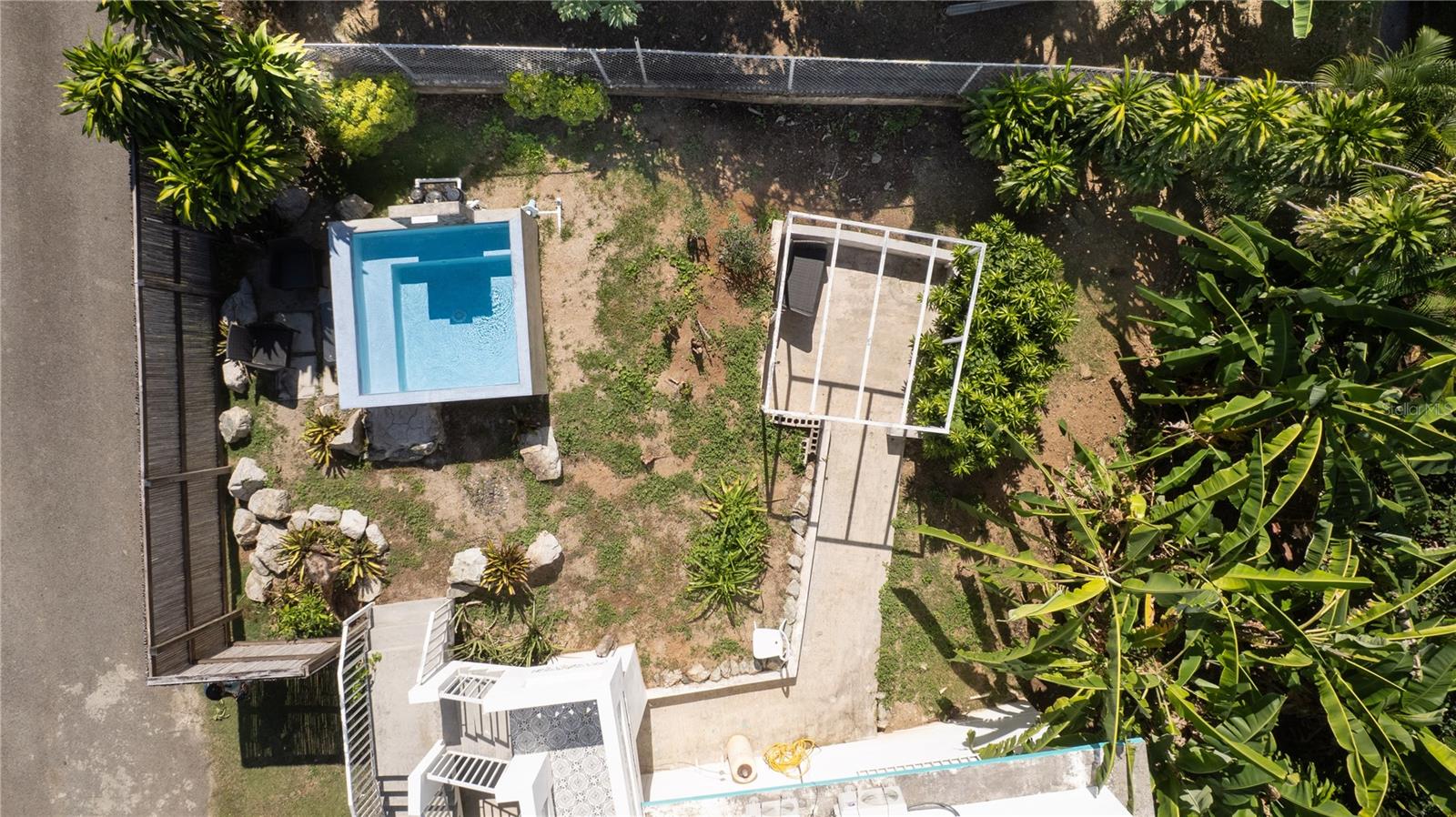 BRAVOS DE BOSTON - Residential