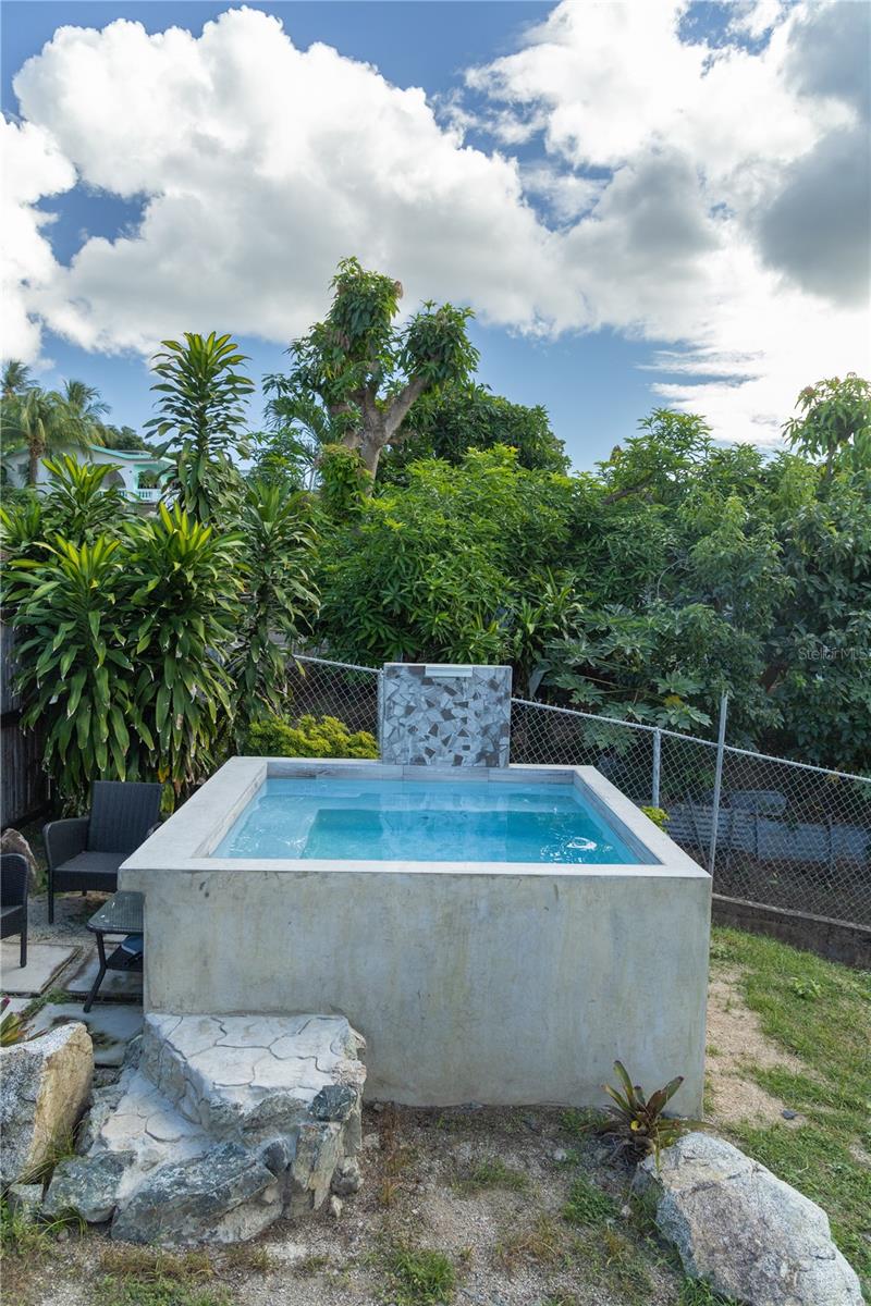 BRAVOS DE BOSTON - Residential