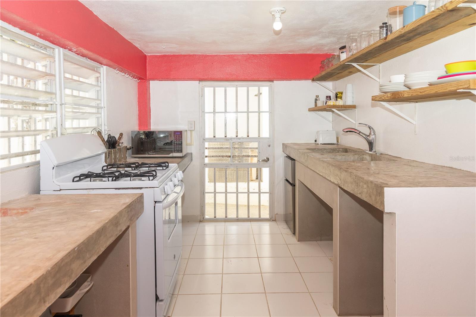 BRAVOS DE BOSTON - Residential