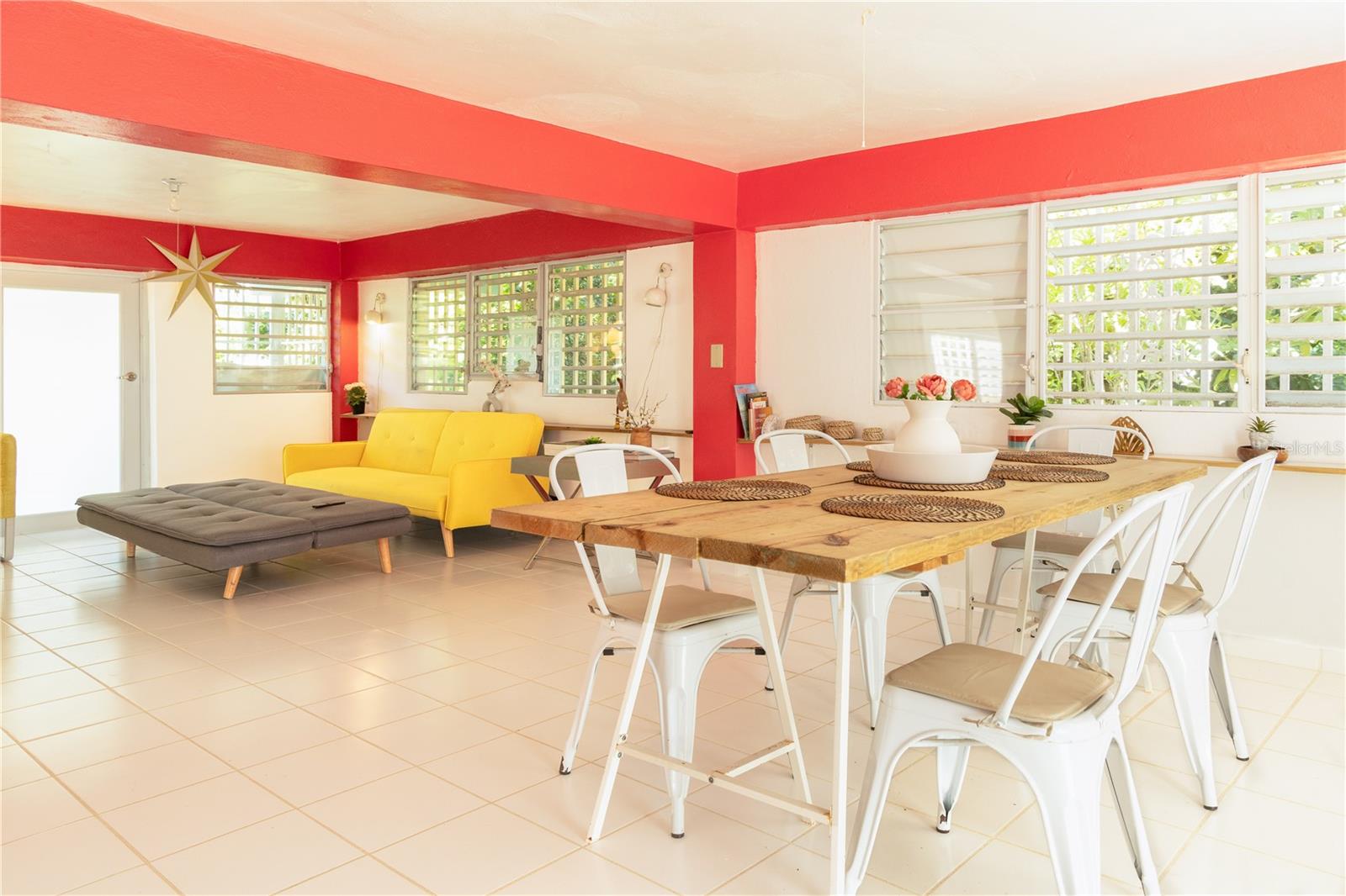 BRAVOS DE BOSTON - Residential