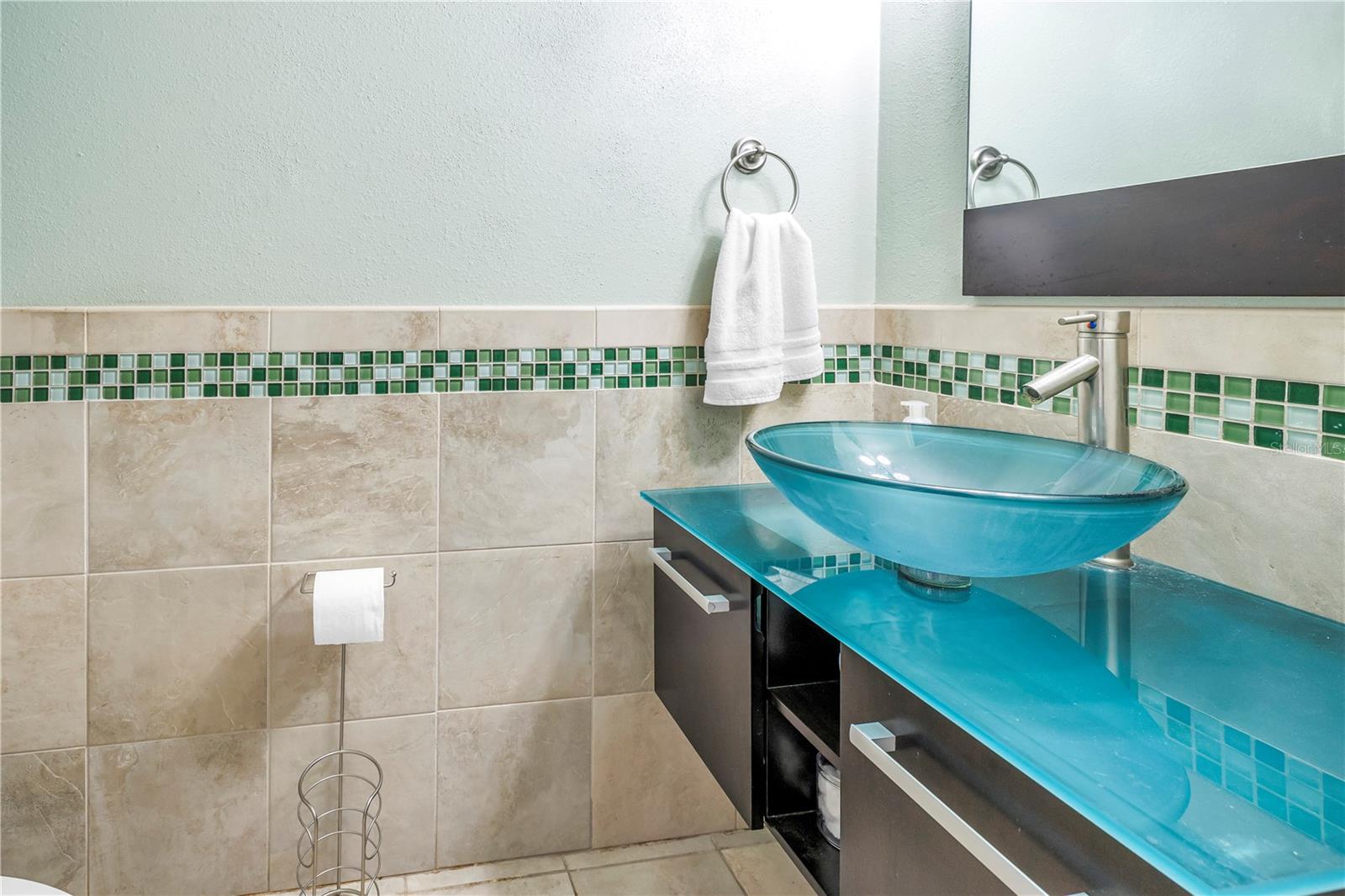 BERMUDA BAY BEACH CONDO - Residential
