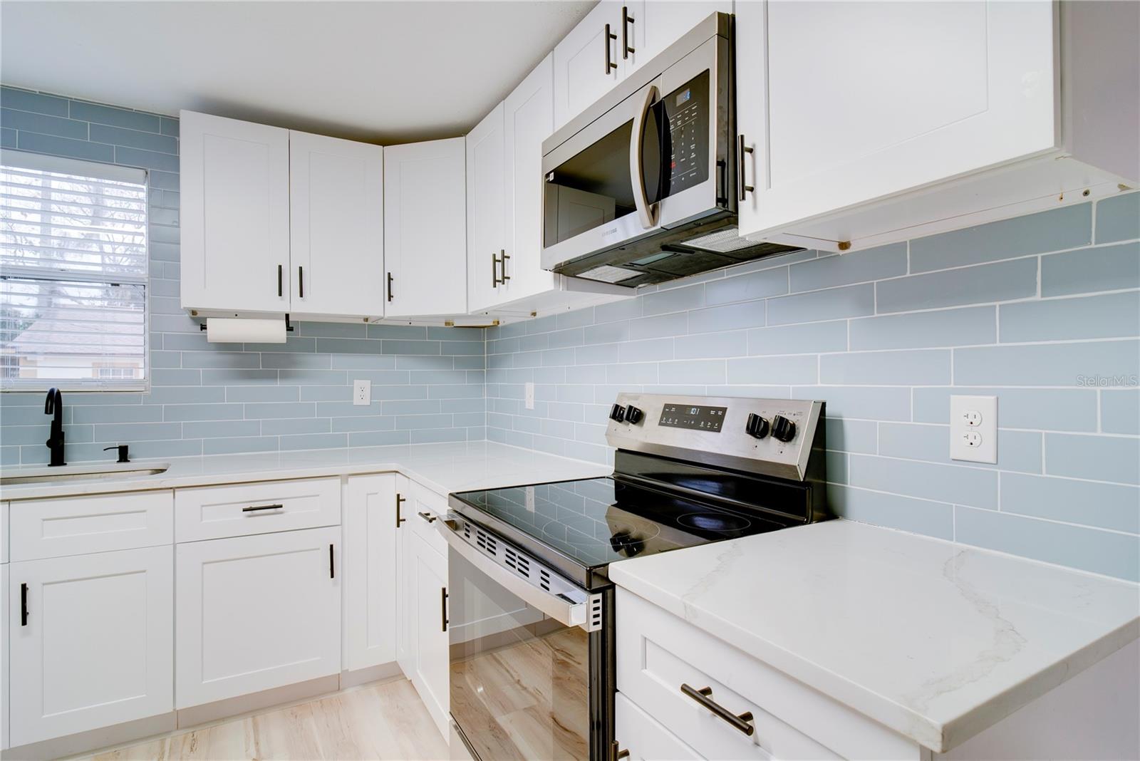 SOLOMON SUB - Residential