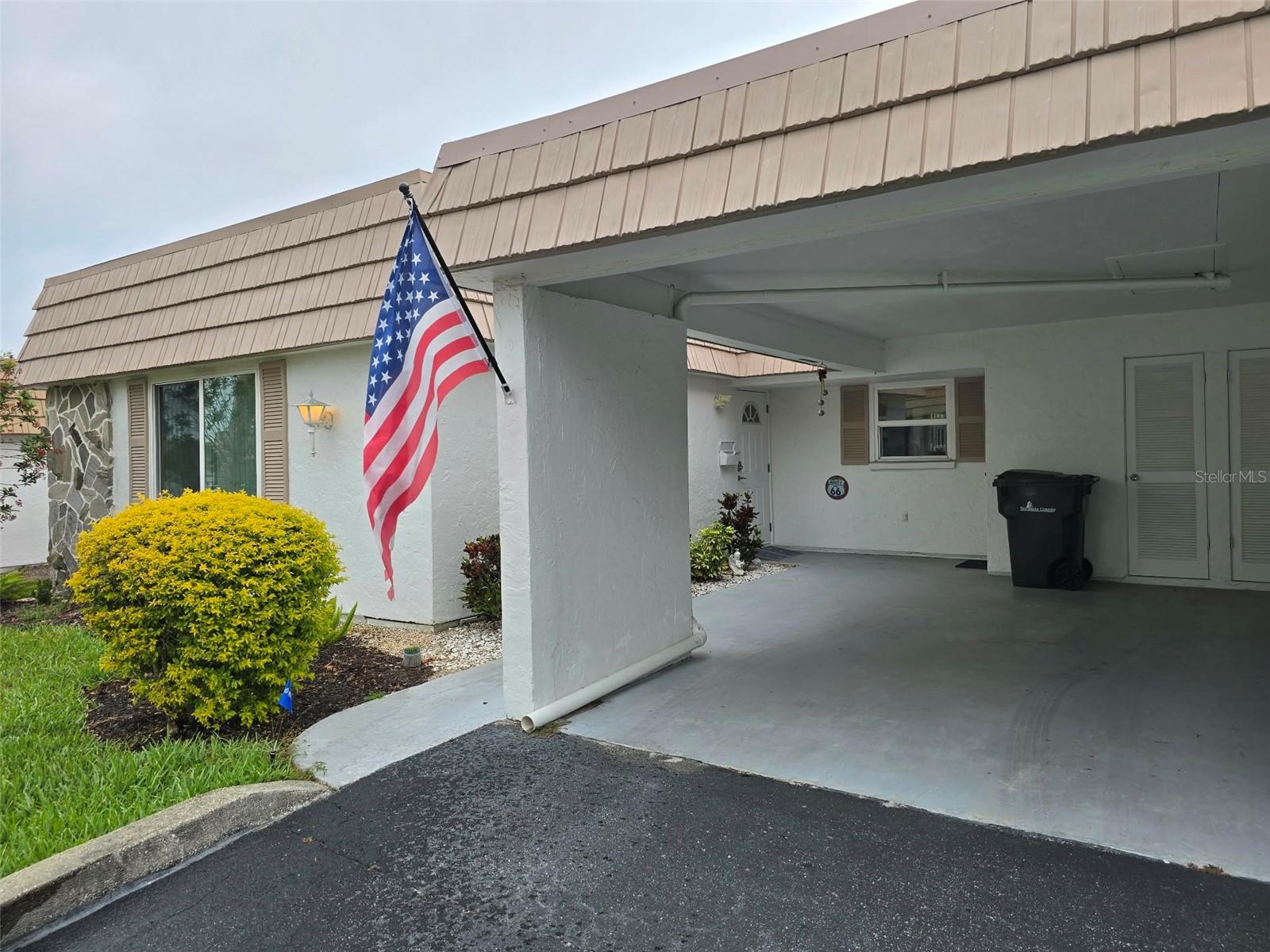 STRATHMORE RIVERSIDE III - Residential