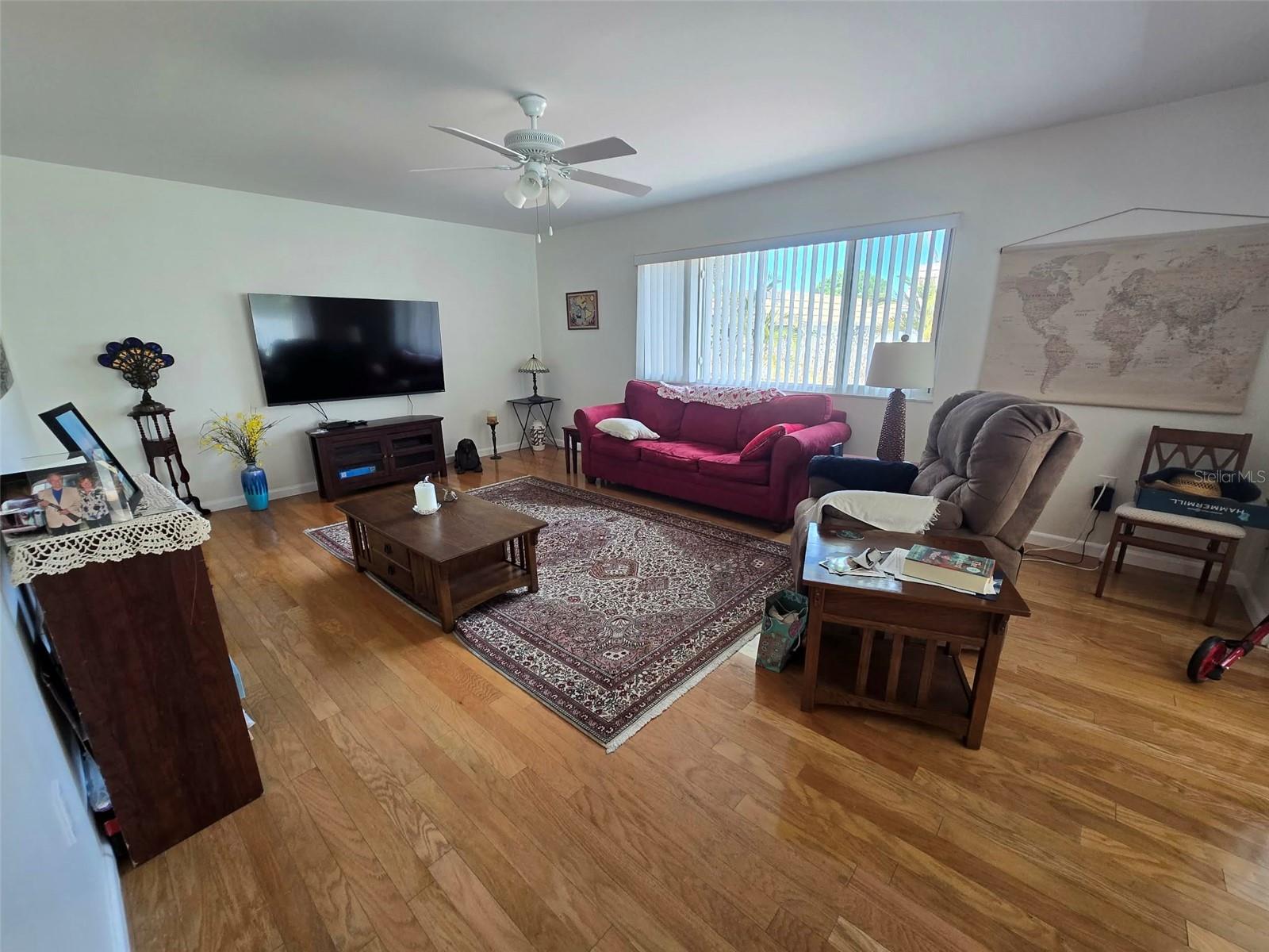 2321 CANALBLUFF PLACE V296