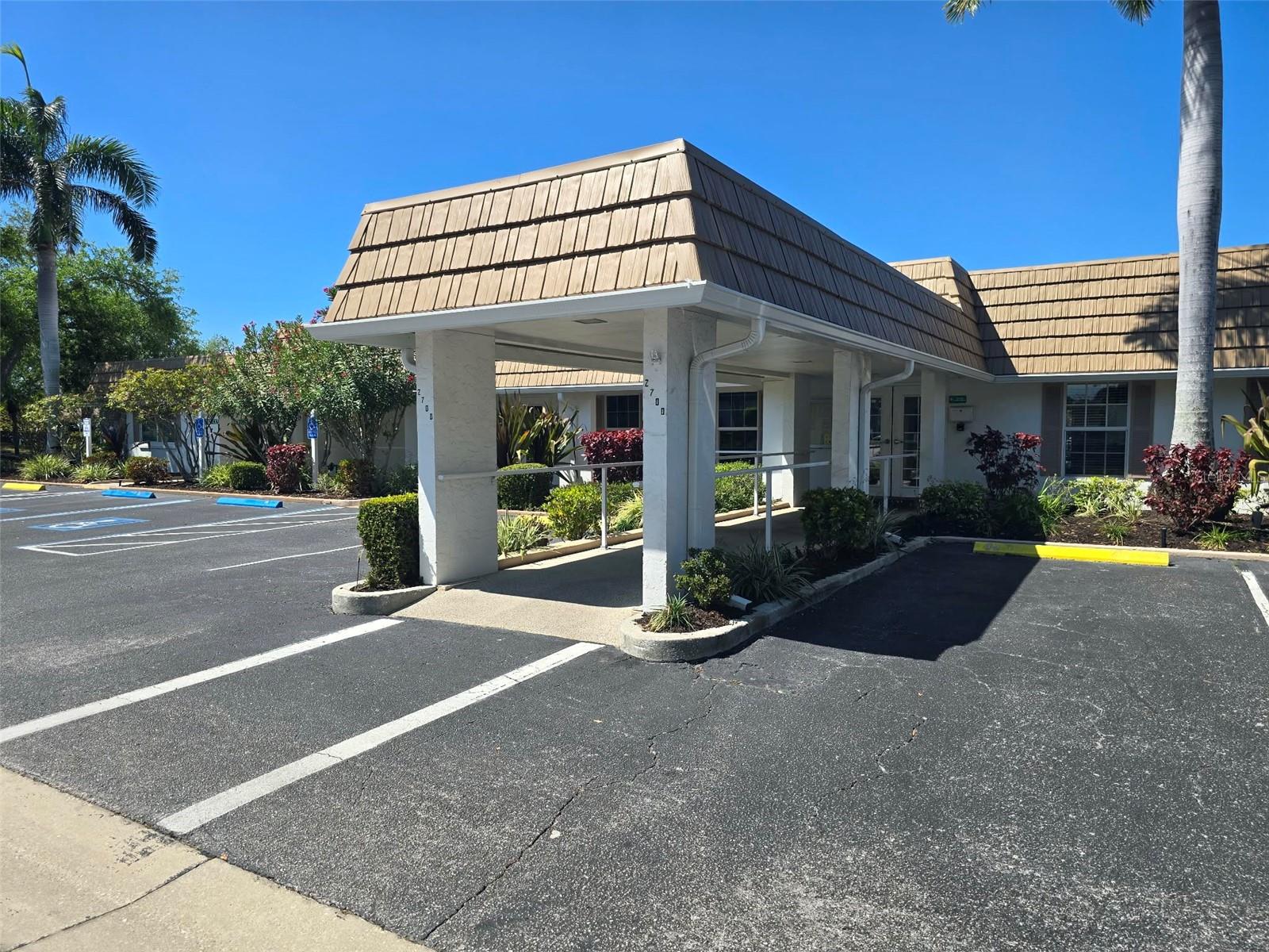 STRATHMORE RIVERSIDE III - Residential