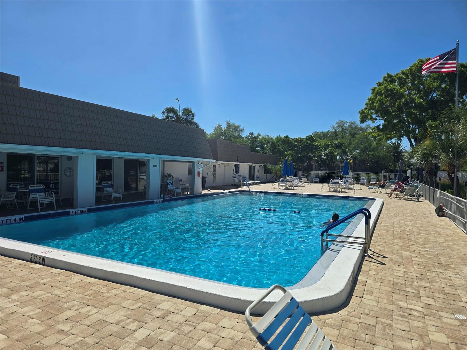 STRATHMORE RIVERSIDE III - Residential