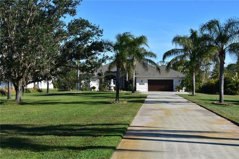 A home in PORT CHARLOTTE