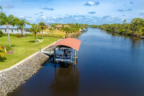 A home in PORT CHARLOTTE