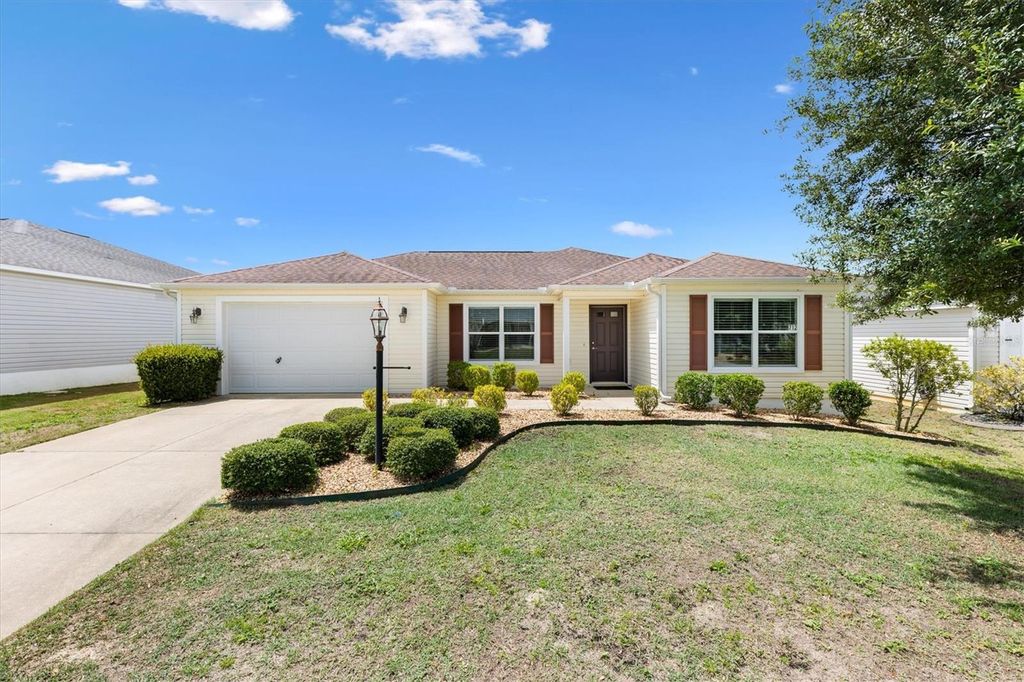 Photo of 712 Shelton Street, The Villages, FL 32163 (MLS # G5112636)