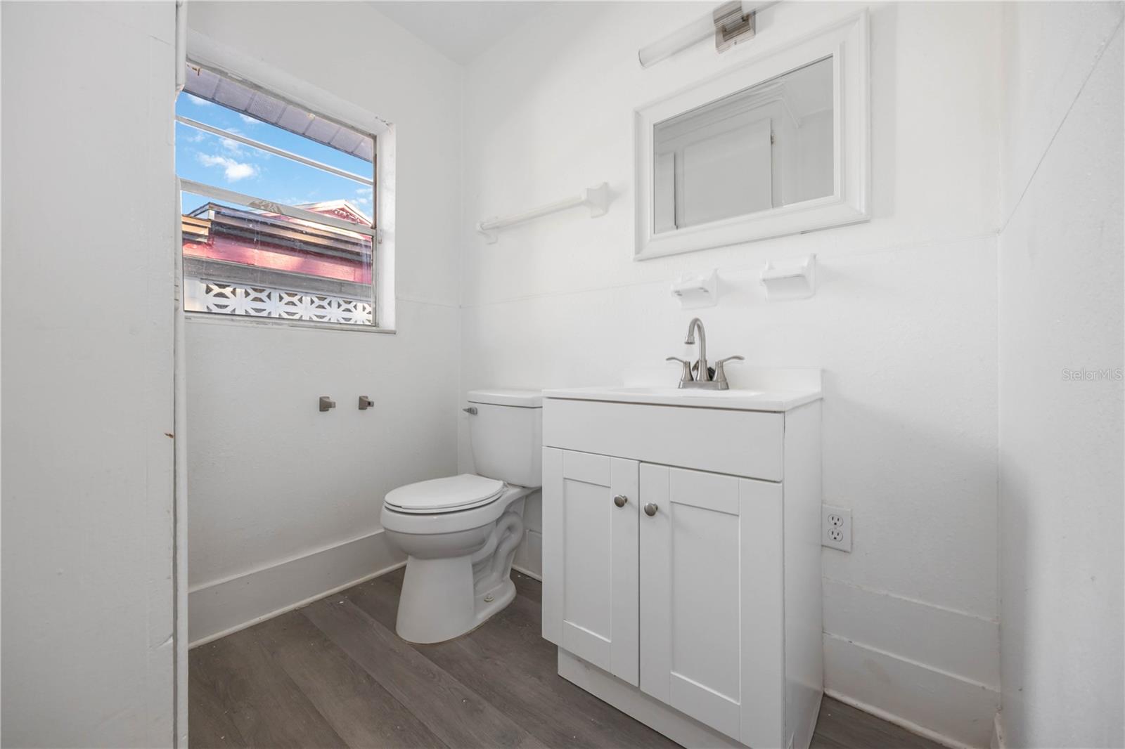 LAKE SILVER TERRACE - Residential Income