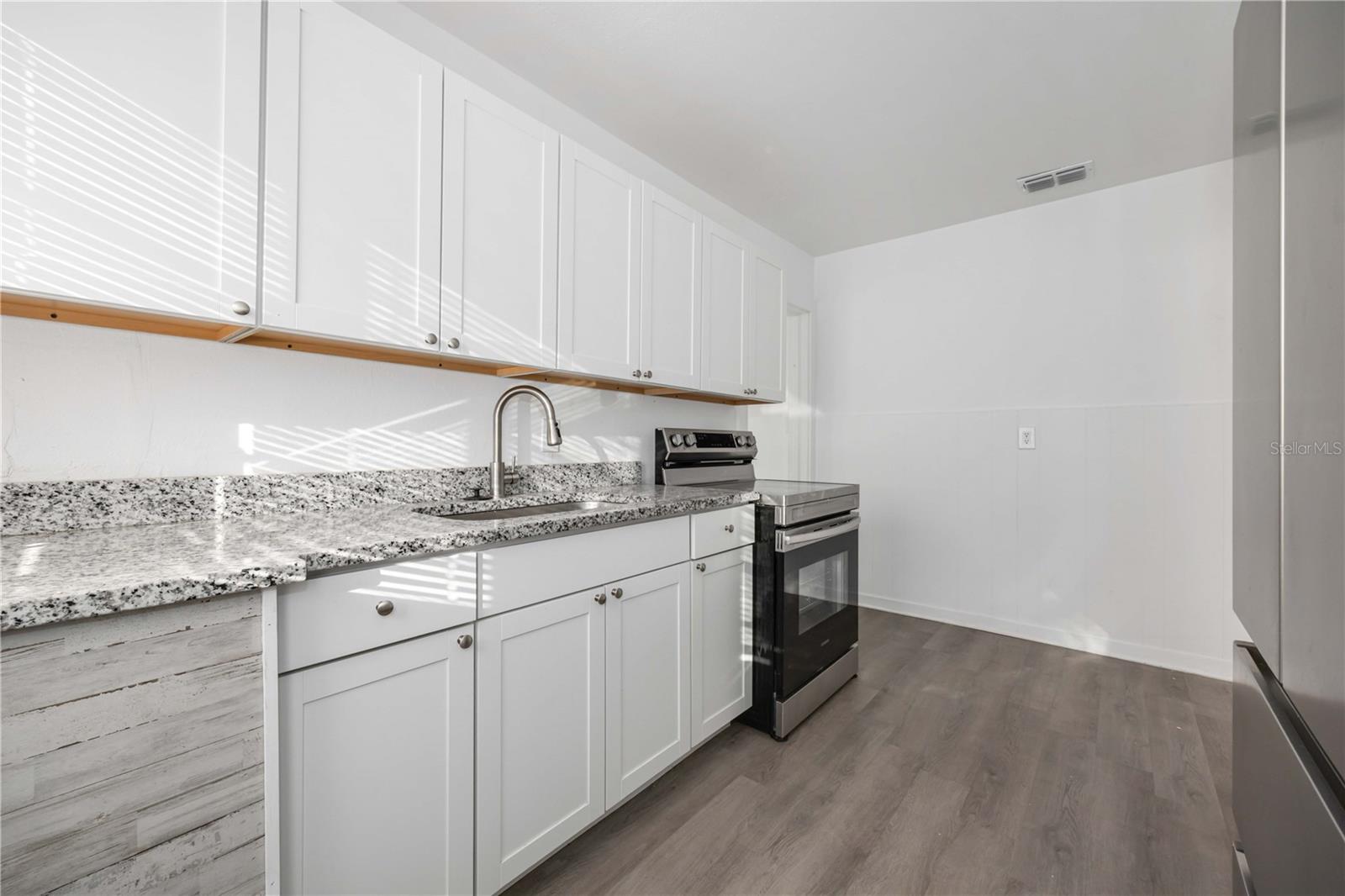 LAKE SILVER TERRACE - Residential Income