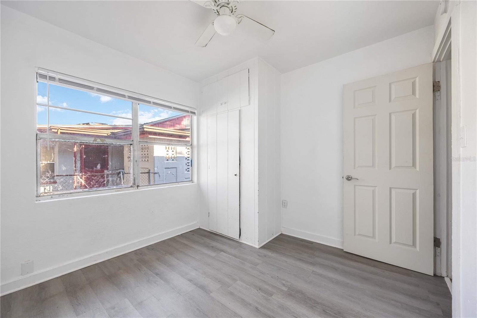 LAKE SILVER TERRACE - Residential Income