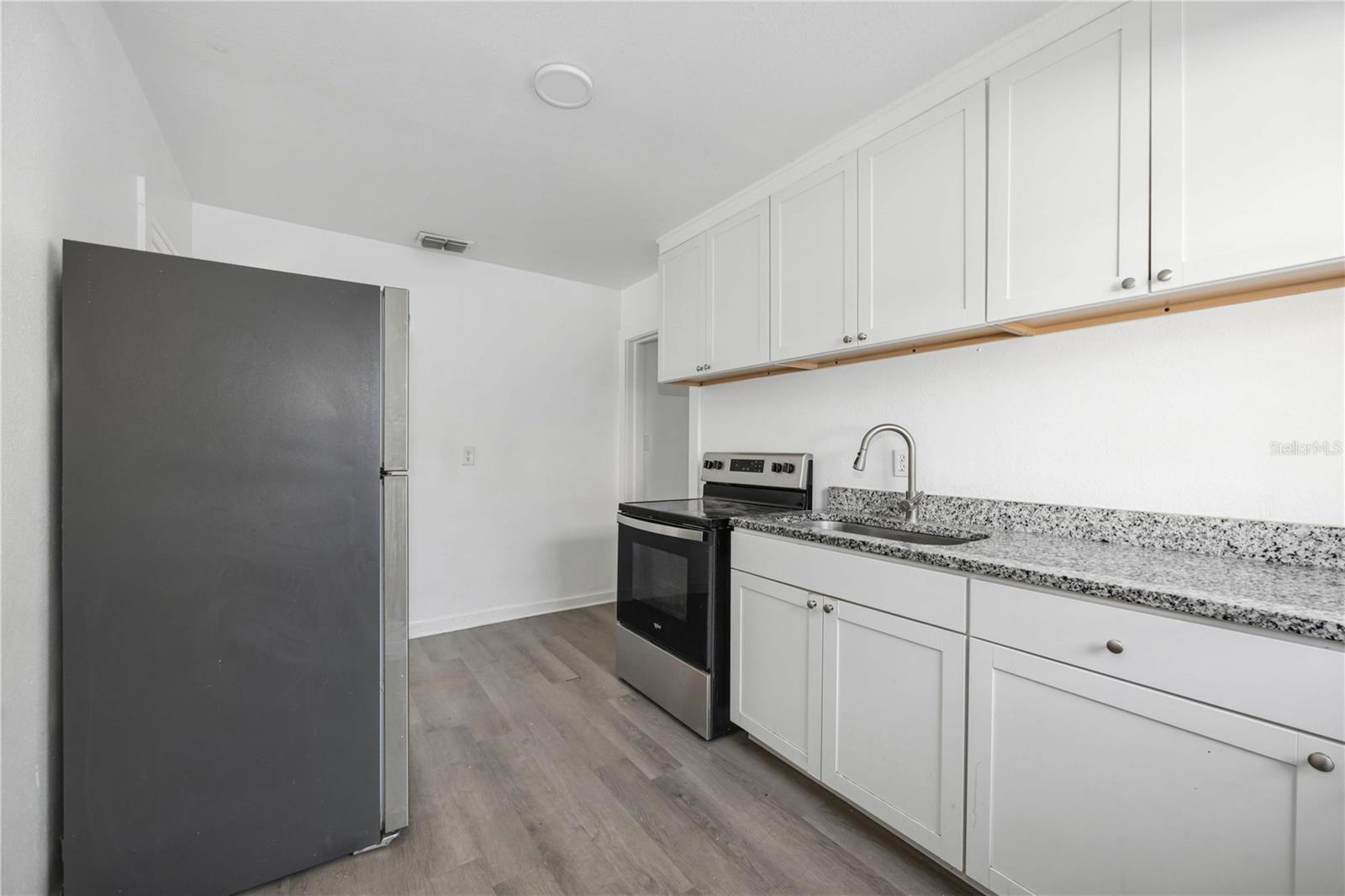 LAKE SILVER TERRACE - Residential Income