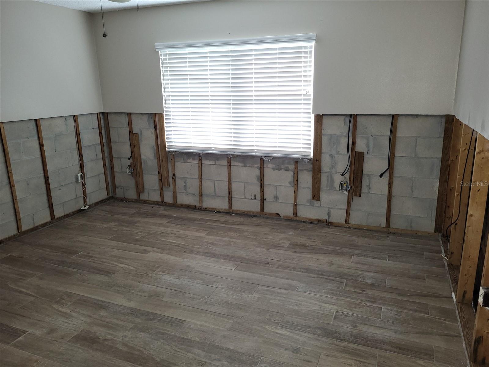 GULF HARBORS WOODLANDS - Residential