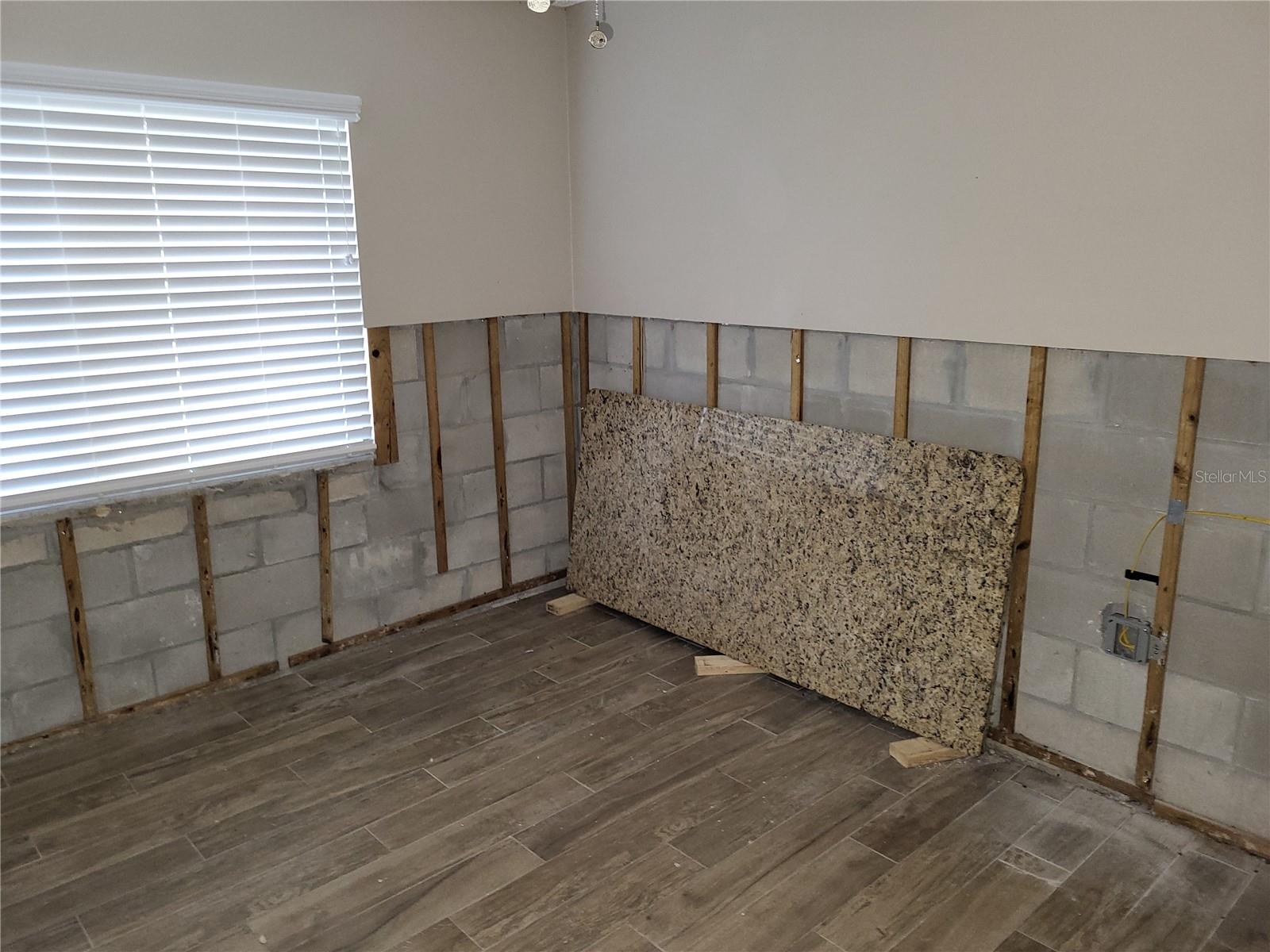 GULF HARBORS WOODLANDS - Residential