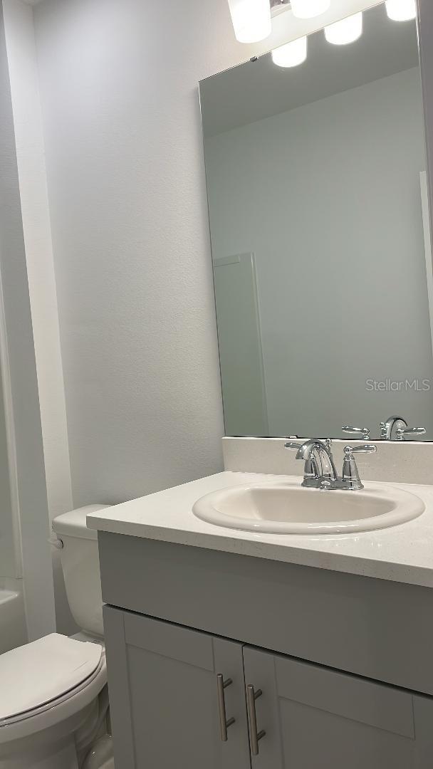 TIERRA DEL SOL EAST PH 2 - Residential Lease