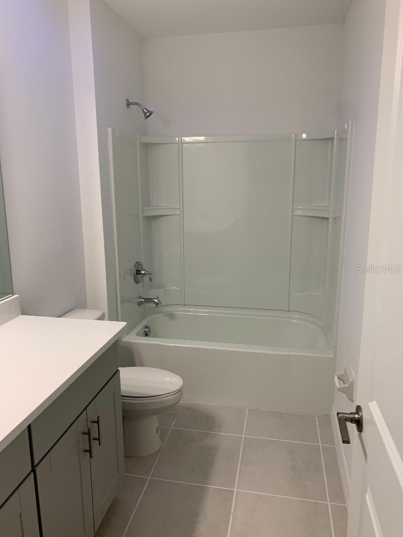 TIERRA DEL SOL EAST PH 2 - Residential Lease