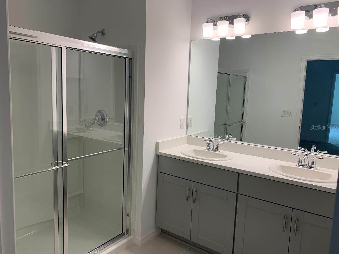 TIERRA DEL SOL EAST PH 2 - Residential Lease