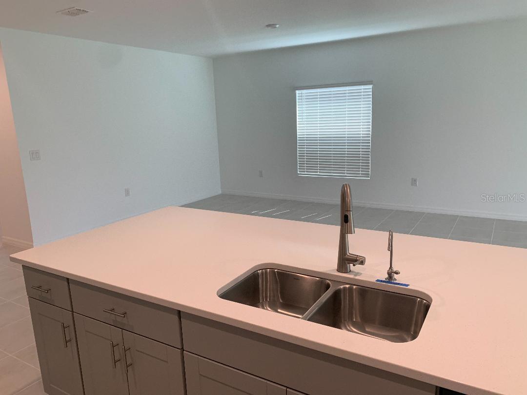 TIERRA DEL SOL EAST PH 2 - Residential Lease