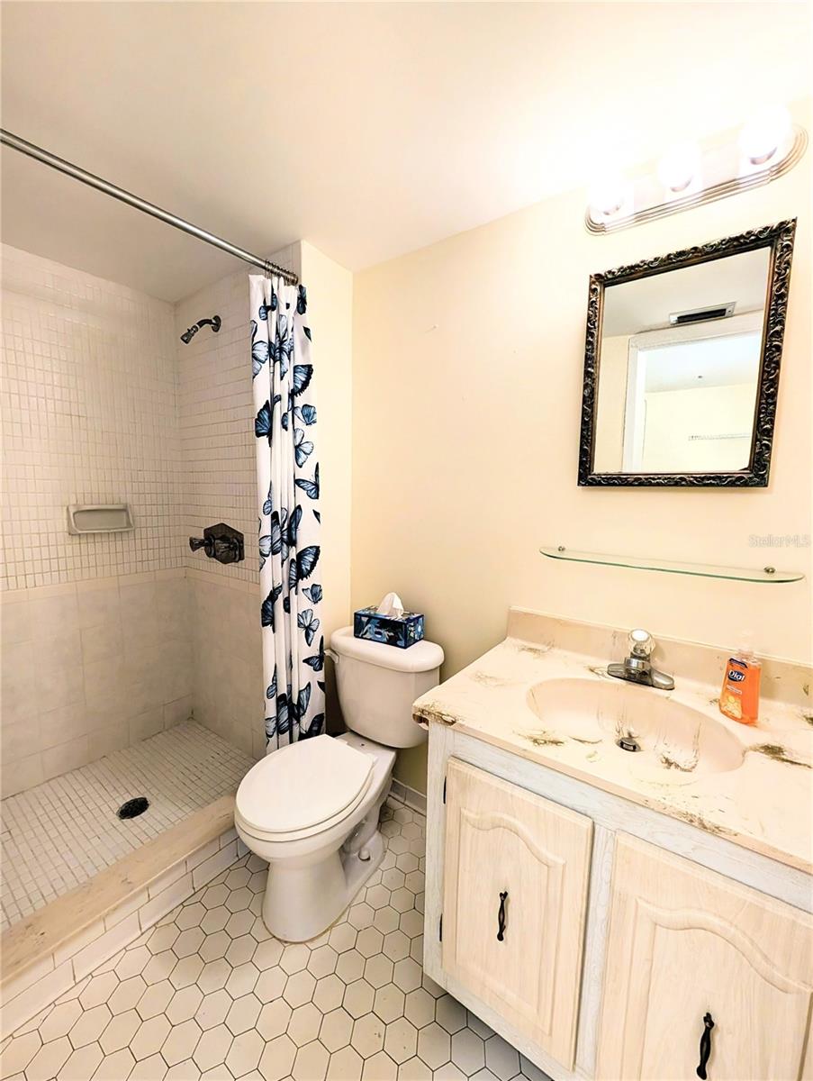 IMPERIAL HARBOURSPHASES 01 & 02 - Residential