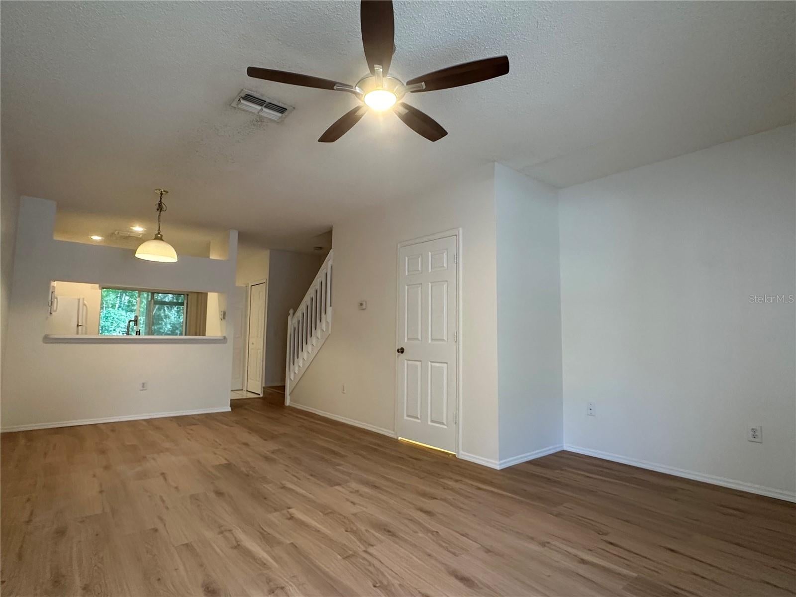 8627 HUNTERS KEY CIRCLE