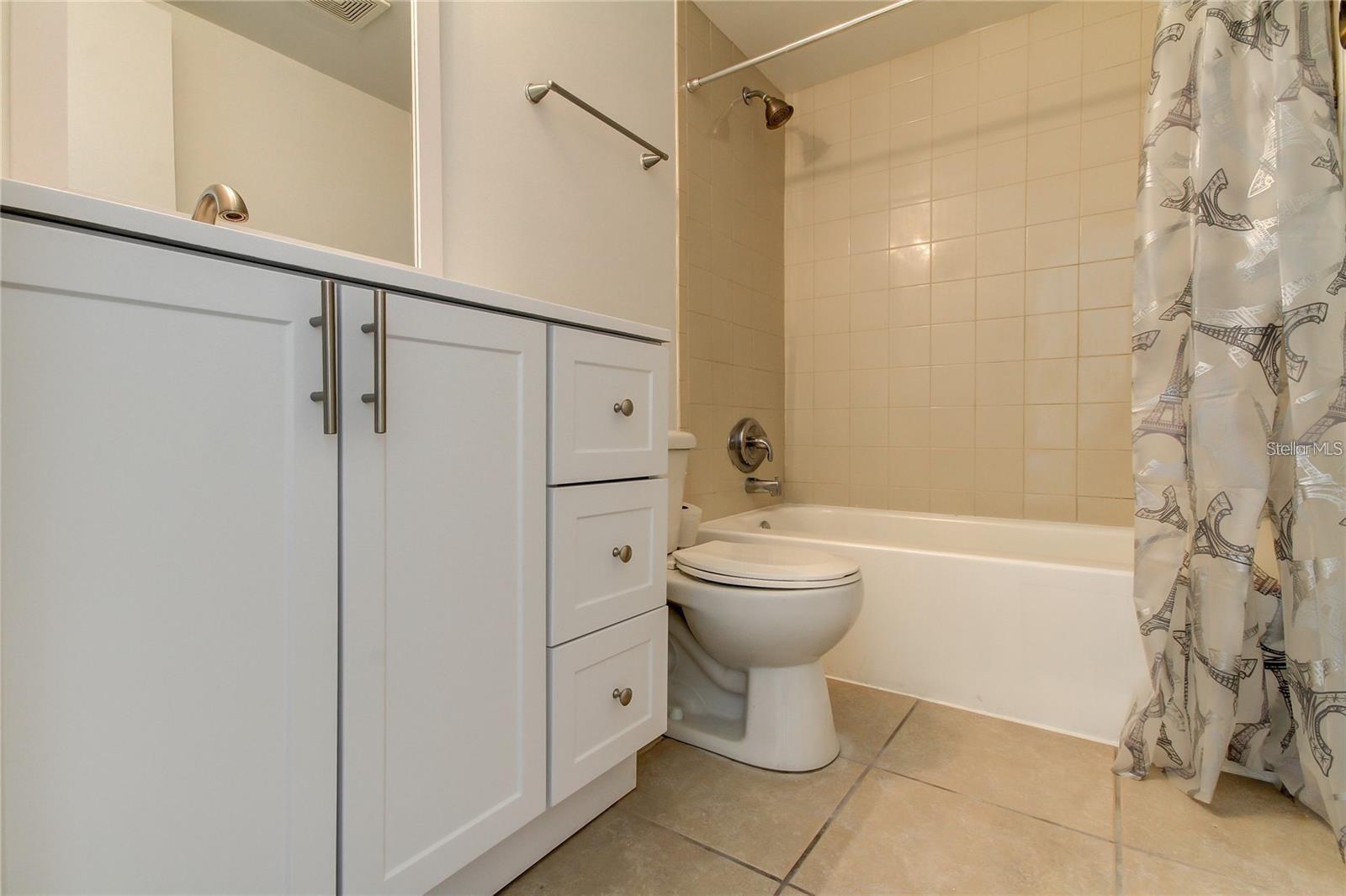 TRADEWINDS CONDO - Residential