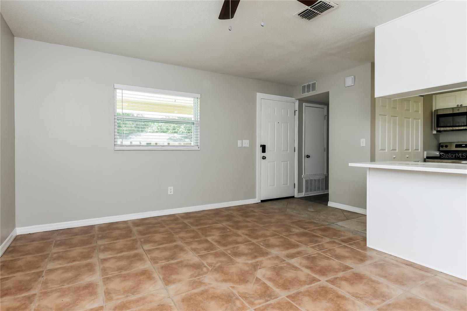 SIESTA HILLS - Residential Lease