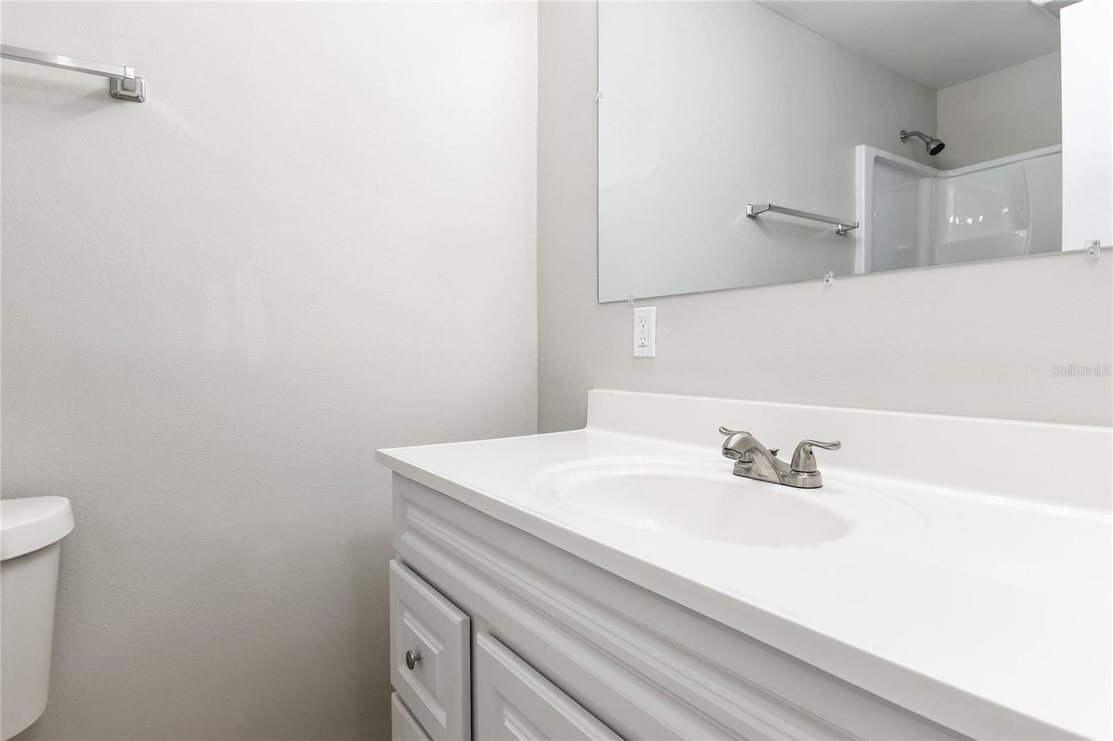 SIESTA HILLS - Residential Lease