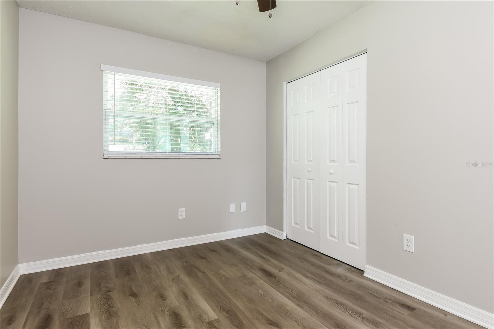 SIESTA HILLS - Residential Lease