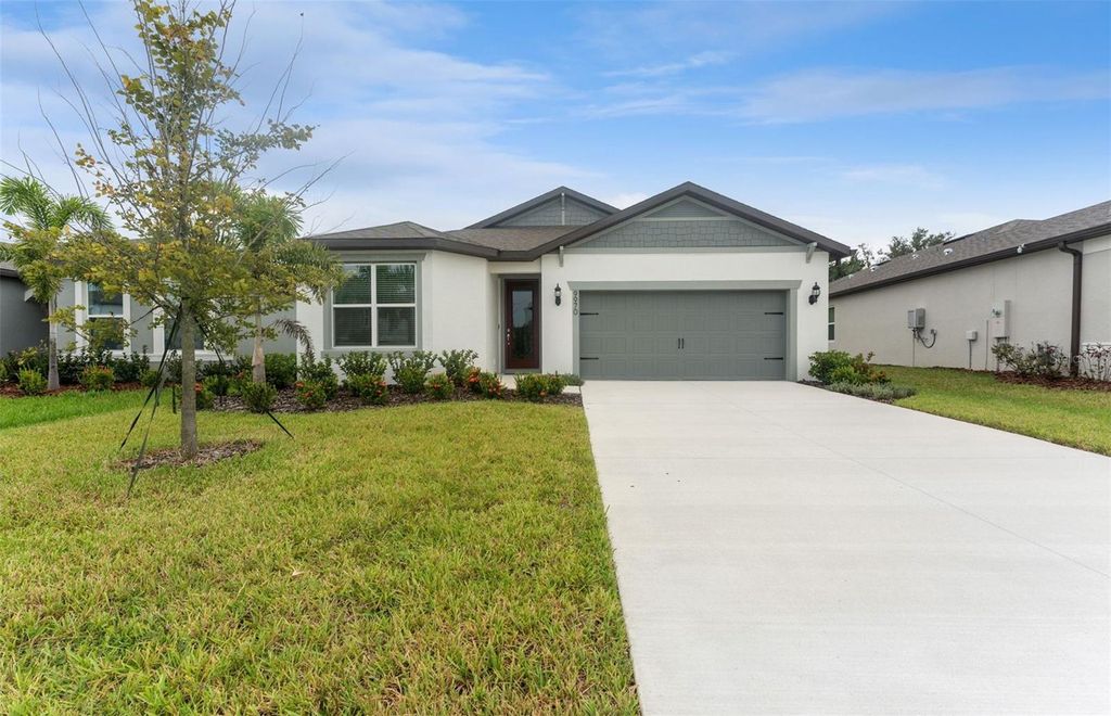 Photo of 9970 Trellis Vine Way, Parrish, FL 34219 (MLS # TB8377900)