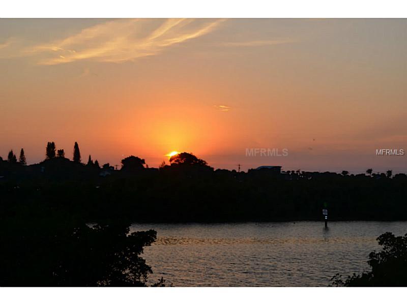 SOUTH CREEK - Residential