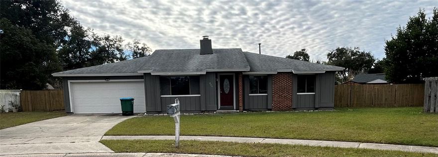 Beautiful and well maintained single family home in Longwood spacious backyard 3 Bedroom and 2 Bathroom Quiet neighborhood  very good location easy access  to I 4  , close to shopping center , schools ,dining , supermarket and more call and schedule your showing today .