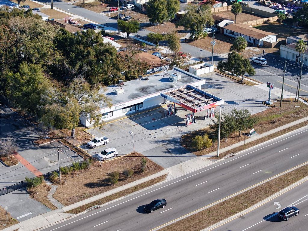 Photo of 8431 E Colonial Drive, Orlando, FL 32817 (MLS # O6393491)