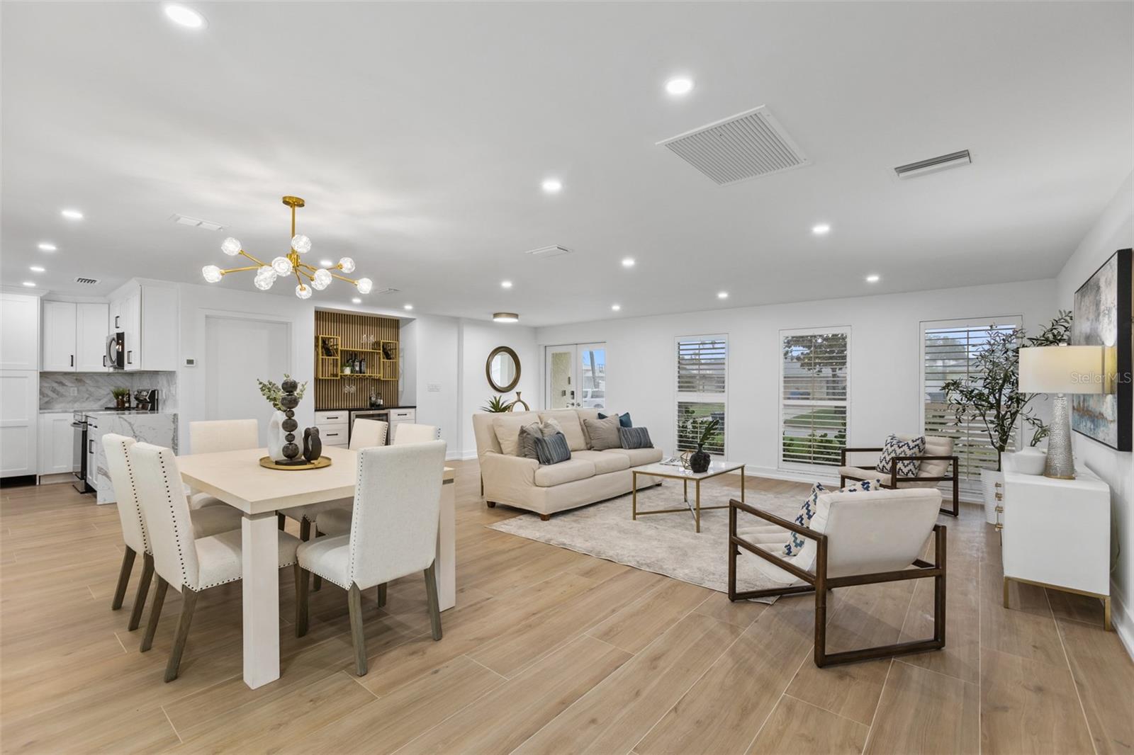 1964 TANGLEWOOD DRIVE NE