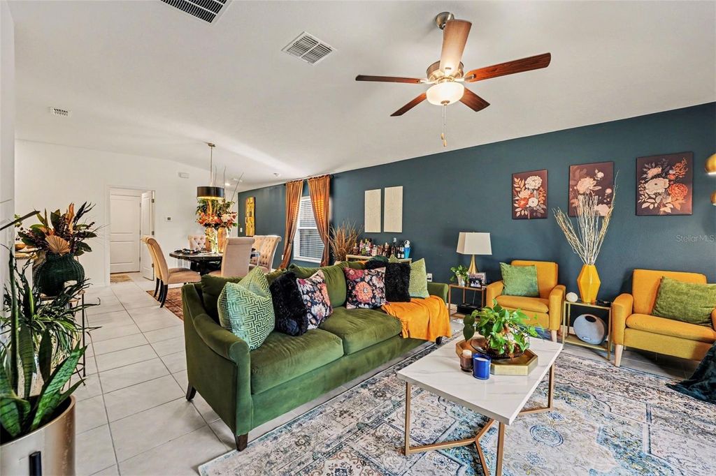 Photo of 1808 Red Loop, Lakeland, FL 33801 (MLS # TB8476102)