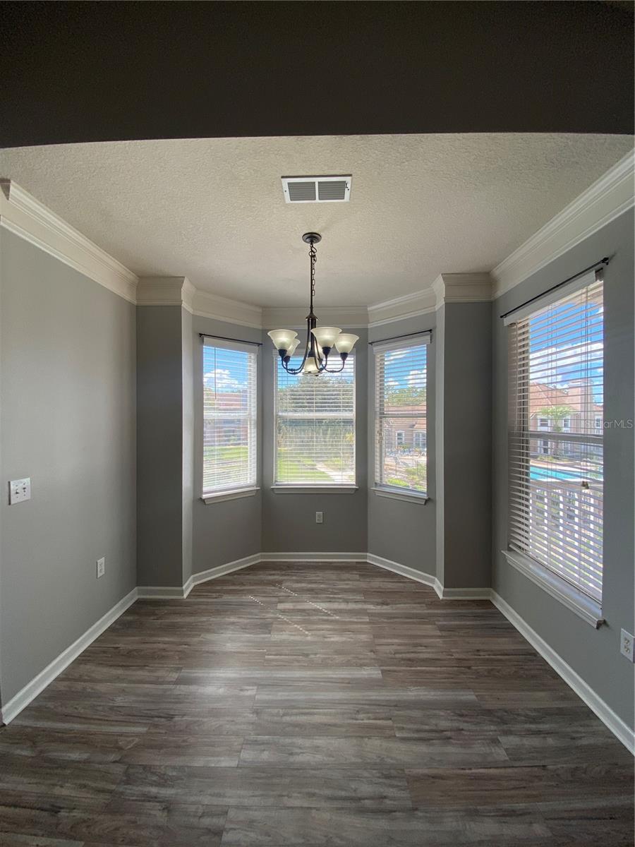 THE VILLAS CONDO - Residential Lease