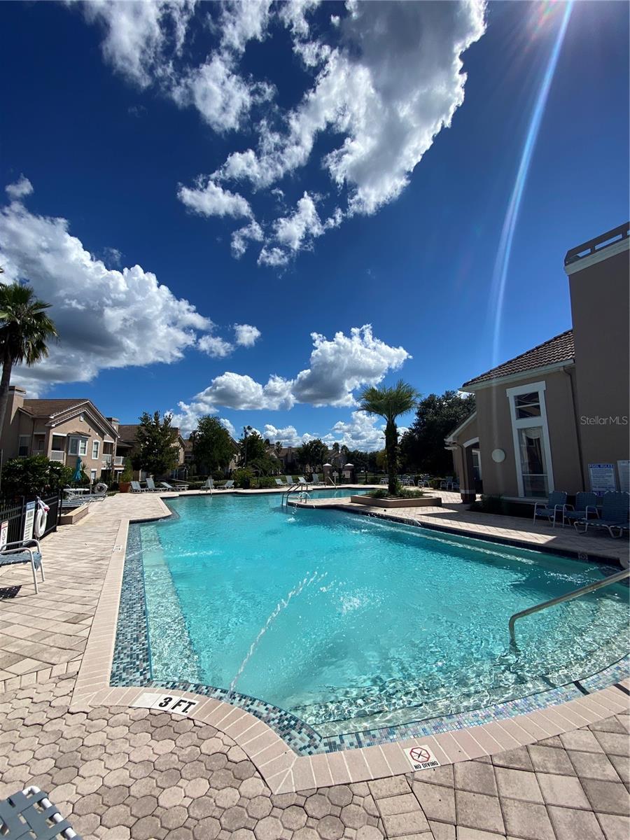 THE VILLAS CONDO - Residential Lease