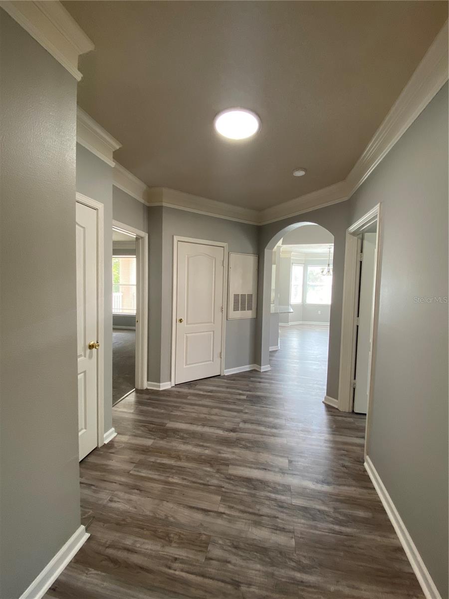 THE VILLAS CONDO - Residential Lease